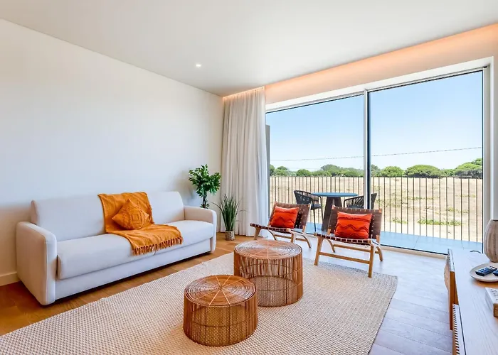 Apartament Luxury Flats With Pool In By Lovelystay